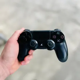 Ps 4 Jostik