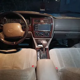 Toyota Avalon 1998