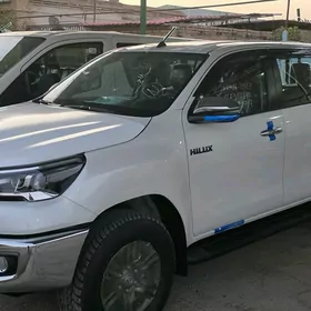 Toyota Hilux 2025