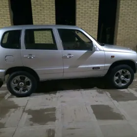 Chevrolet Niva 2008