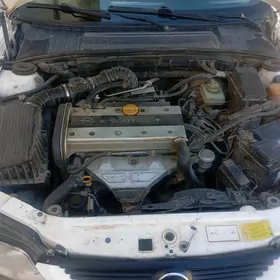 Opel Vectra 1998