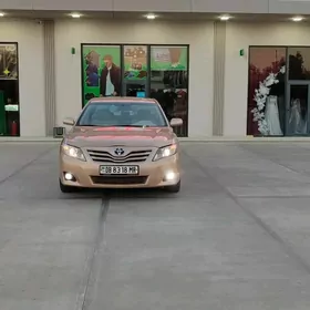 Toyota Camry 2010