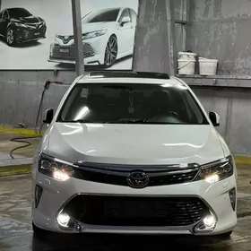 Toyota Camry 2017