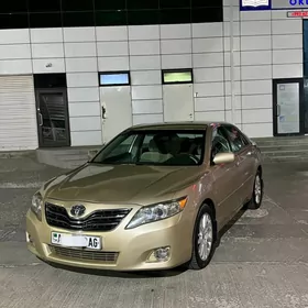 Toyota Camry 2010