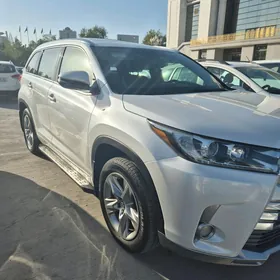 Toyota Highlander 2017