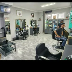SALON ARENDA