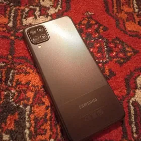 SAMSUNG A12