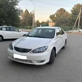 Toyota Camry 2005
