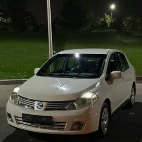 Nissan Versa 2010
