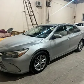 Toyota Camry 2017