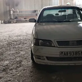 Nissan Maxima 1999