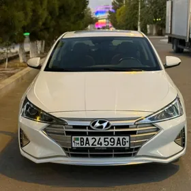 Hyundai Elantra 2019