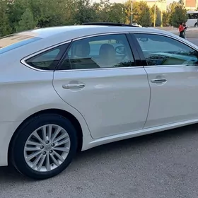 Toyota Avalon 2013