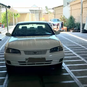 Toyota Camry 1998