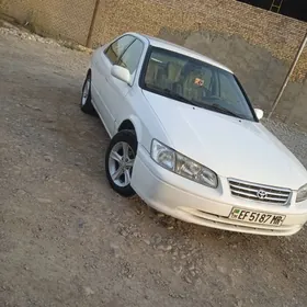 Toyota Camry 1997