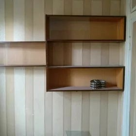 полки книжные