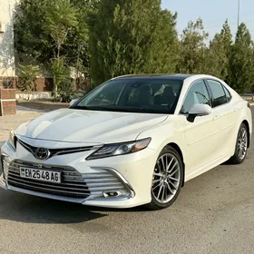 Toyota Camry 2022