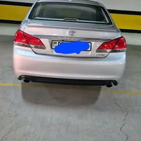 Toyota Avalon 2011