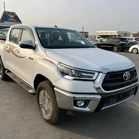 Toyota Hilux 2025
