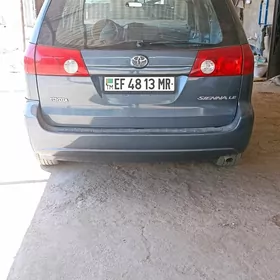 Toyota Sienna 2006