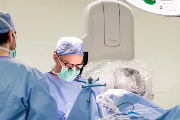 Neuralink 2026-njy ýylda ilkinji gezek kör hassa çip goýar