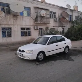 Hyundai Accent 2002