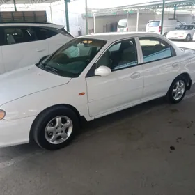 Kia Sephia 1999