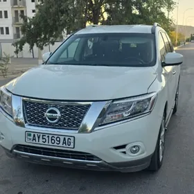 Nissan Pathfinder 2016