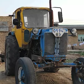MTZ T-28 1990