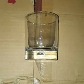 stakan kici tegelek