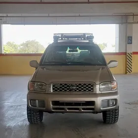 Nissan Pathfinder 2001