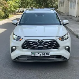 Toyota Highlander 2020