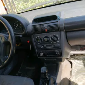 Opel Vita 1996