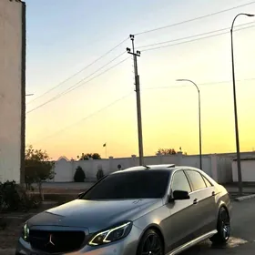 Mercedes-Benz E350 2010