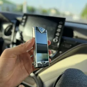 Vertu Constellation