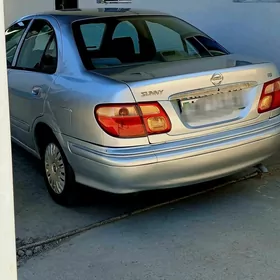 Nissan Sunny 2002