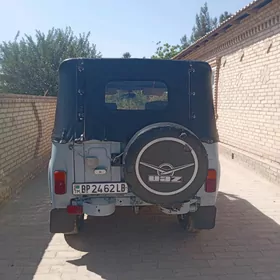 UAZ 469 2002
