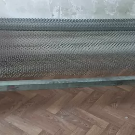 кровать