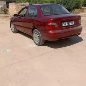 Hyundai Accent 1999