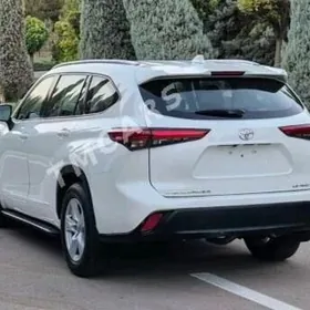 Toyota Highlander 2020