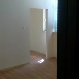 Arenda ofis 3 kom