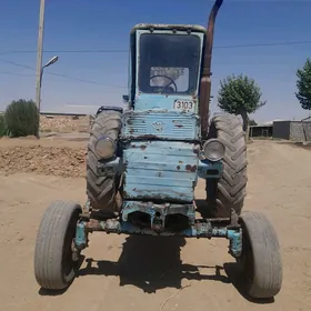 MTZ T-28 1990