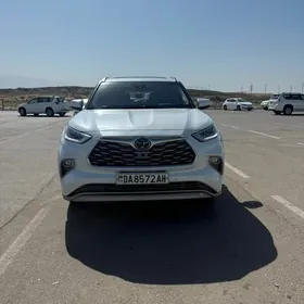 Toyota Highlander 2020