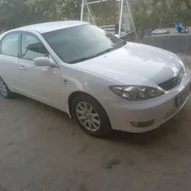 Toyota Camry 2004