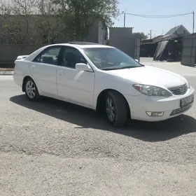 Toyota Camry 2005