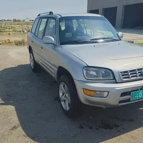 Toyota RAV4 1999