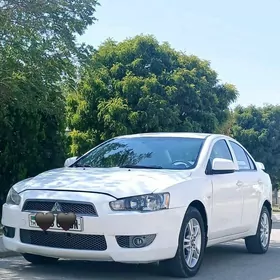 Mitsubishi Lancer 2014