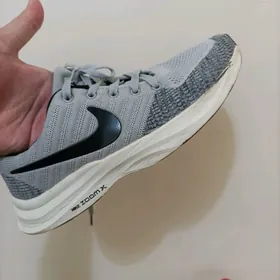 krasoffka NIKE MATA