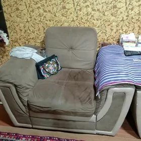 кресла