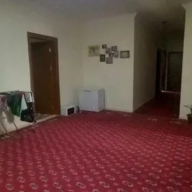 Elitka 13 Tapgyr 2 Etaj 5 Kom